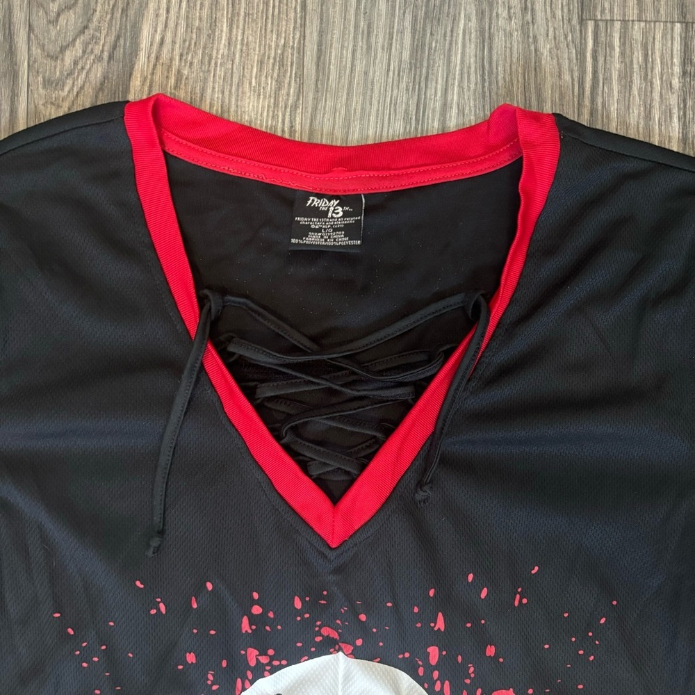Jason Voorhees Hockey Dress – Friday the 13th - Picture 5 of 7